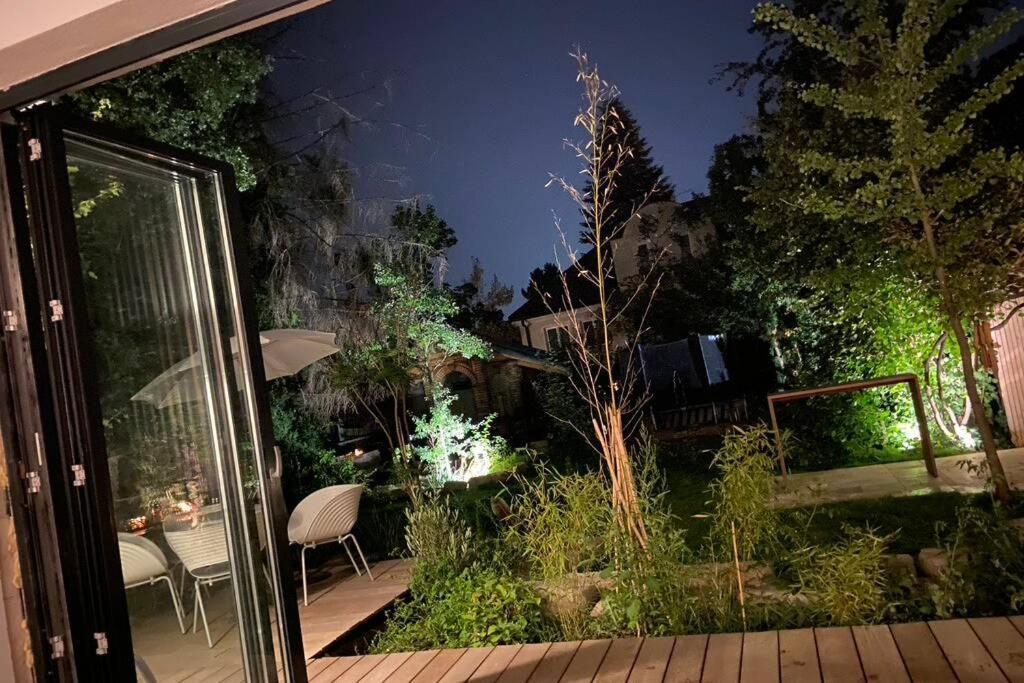 Entspannt In Nuernberg - Das Einhoernchen Bagian luar foto